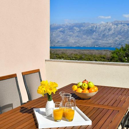 Apartman Space Ražanac 外观 照片