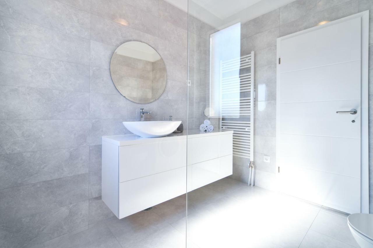 Apartman Space Ražanac 外观 照片