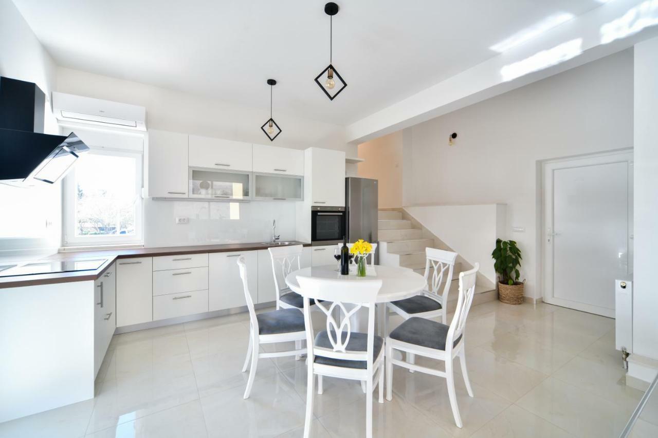 Apartman Space Ražanac 外观 照片