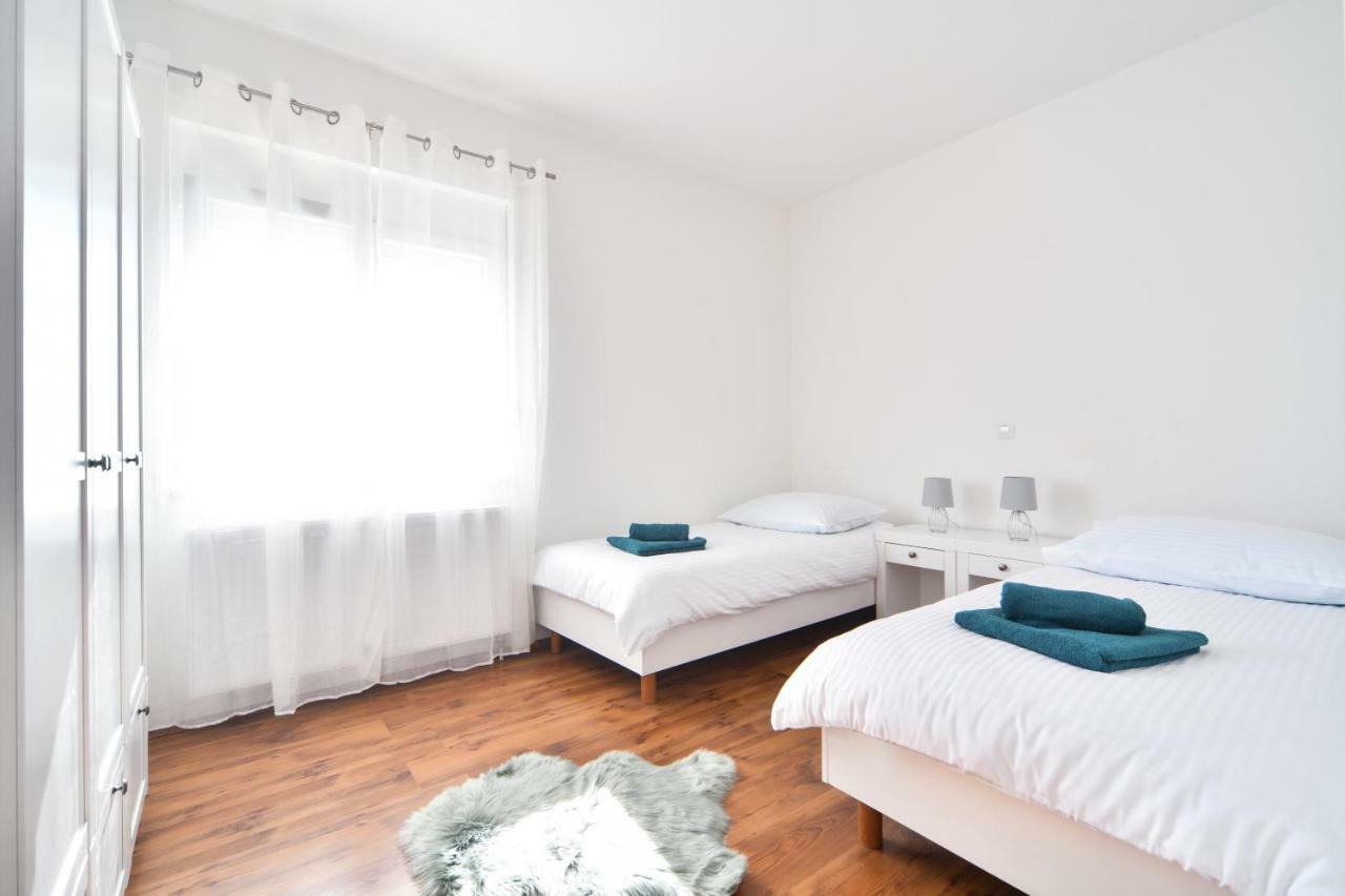 Apartman Space Ražanac 外观 照片